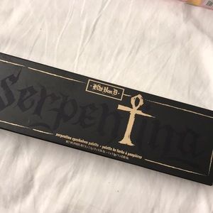 Kat Von D Serpentina Pallete